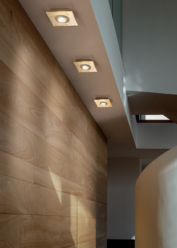 Square-ceiling-lamp-with-gold-and-silver-leaf-glass-Pois-3211254