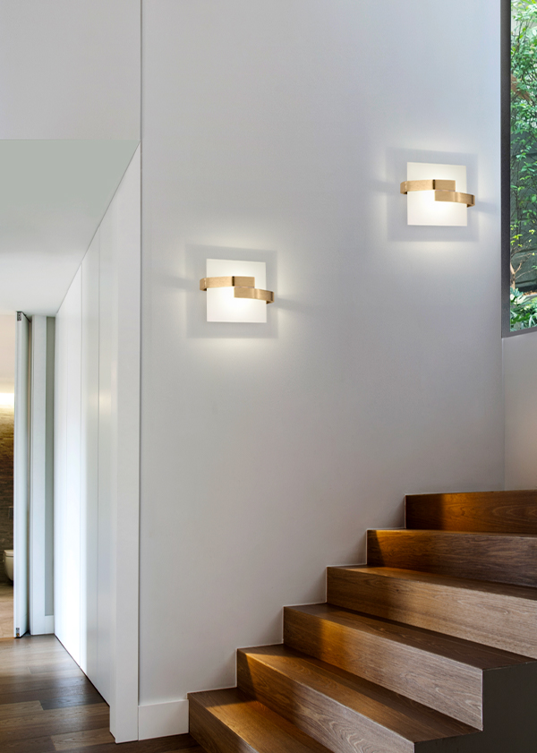 Applique-vetro-bianco-luce-indiretta-led-integrato-Bemit-98756456