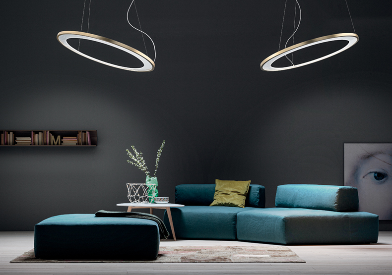 Plafoniera-rotonda-in-plexiglass-luce-ambiente-Tour-4568897