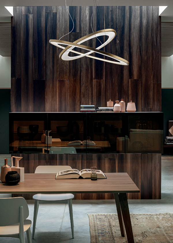 Plafoniera-rotonda-in-plexiglass-luce-ambiente-Tour-548894